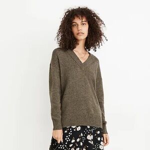 NWT Donegal Bartlett V-Neck Pullover Sweater in Coziest Yarn Wool Blend Sz XS